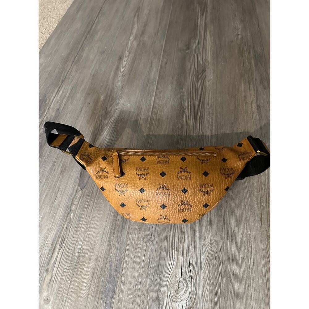 MCM Fursten Belt Bag in Visetos - Picture 4 of 6